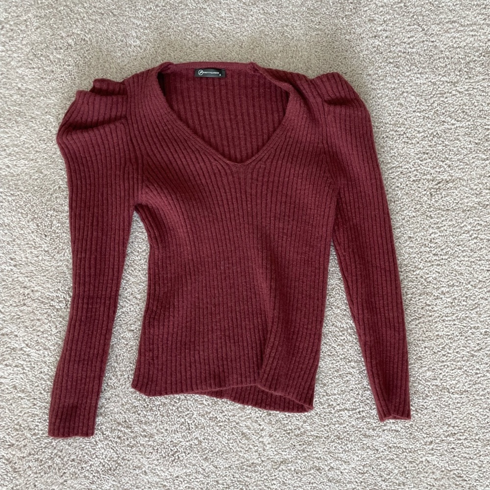 Super Trendy Puffy Shoulder Sweater